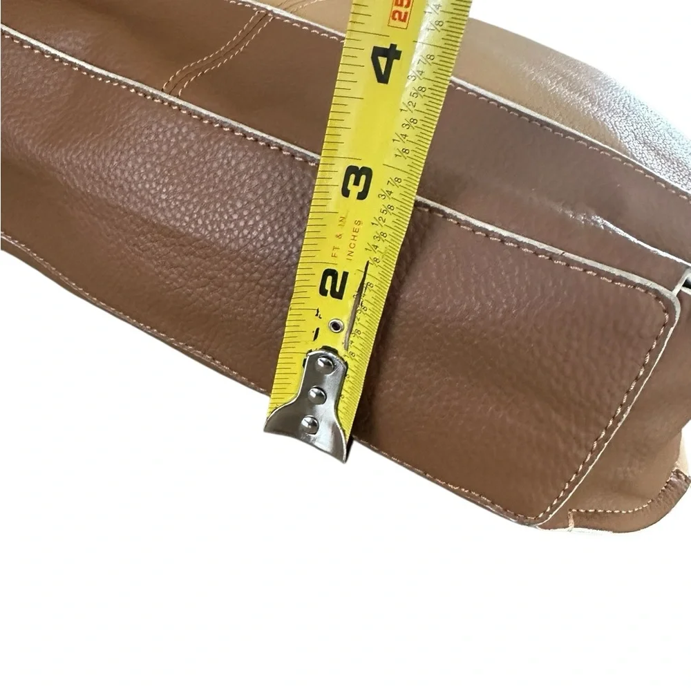 Tignanello Two-Tone Tan & Brown Leather Shoulder Bag White Ribbed Details New!